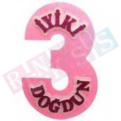 3 Yaş Pembe Strafor Kapı Süsü 3 Yaş Pembe Strafor Kapı Süsü