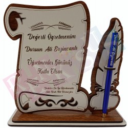 Öğretmenler Günü Hediyesi Masaüstü İsimlik ve Kalem Öğretmenler Günü Hediyesi Masaüstü İsimlik ve Kalem