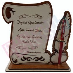 Öğretmenler Günü Hediyesi Masaüstü İsimlik ve Kalem Öğretmenler Günü Hediyesi Masaüstü İsimlik ve Kalem